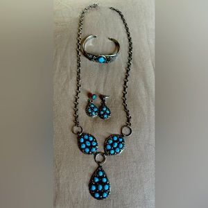 Gorgeous sleeping beauty turquoise lariat necklace,bracket & earrings